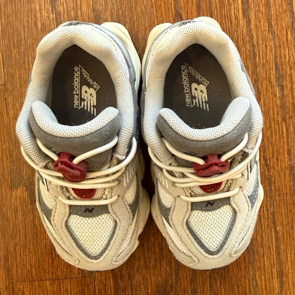 New Balance 9060 - Picture 4 of 7
